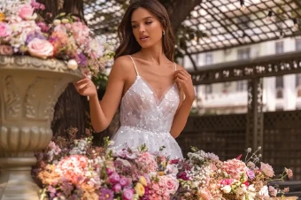 Aria Bride Begonia #3 Ivory thumbnail