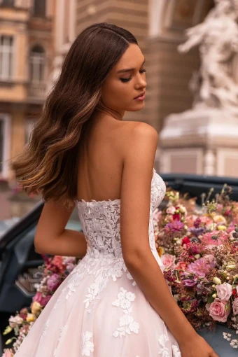 Aria Bride Gardenia #2 Original thumbnail