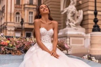 Aria Bride Gardenia #4 Original thumbnail