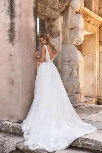 Oliver Martino Fay #2 Ivory thumbnail