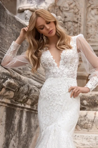 Oliver Martino Daria #2 Ivory thumbnail